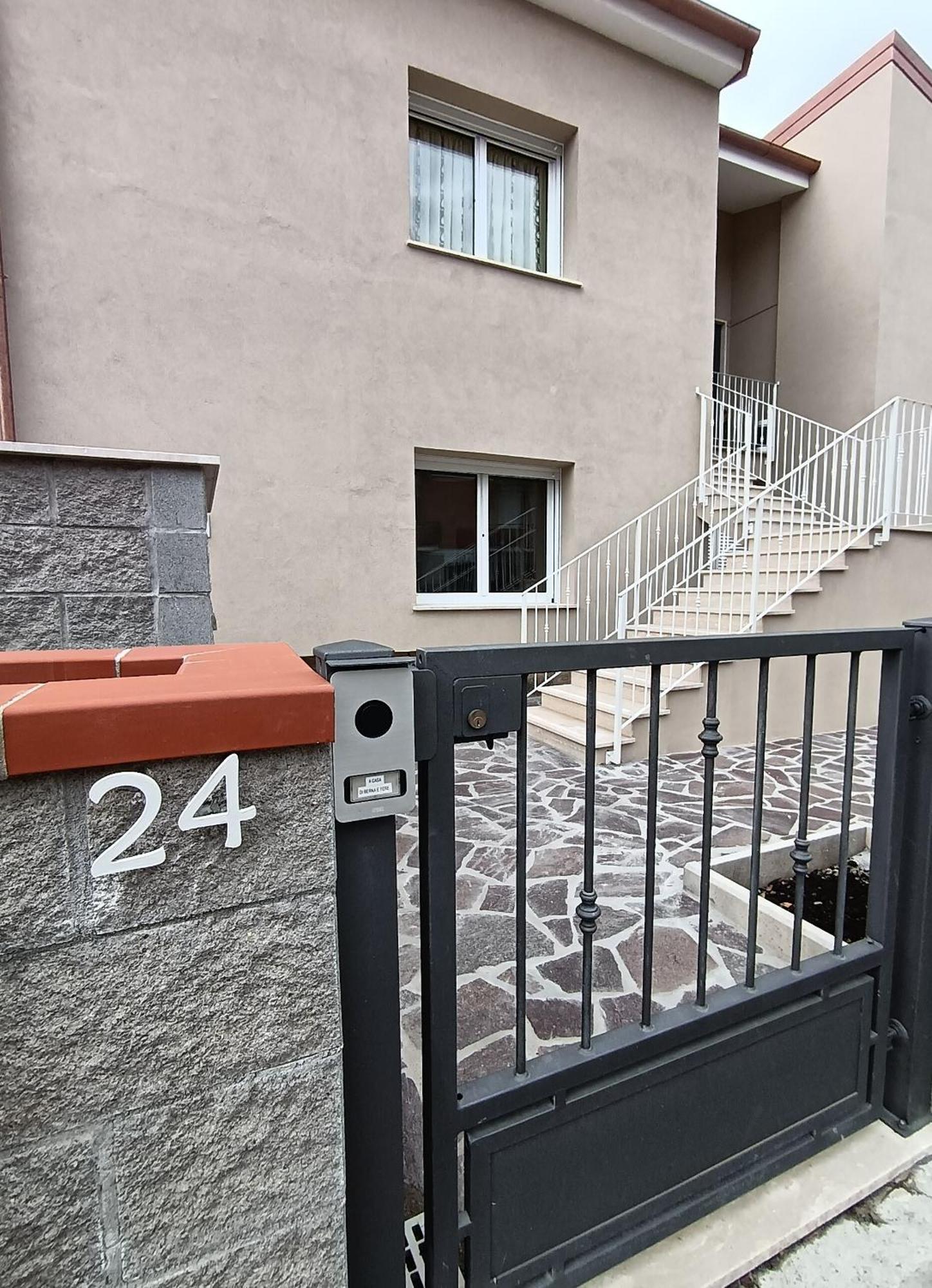 Ferienwohnung A Casa Di Berna E Tere Venturina Terme Exterior foto