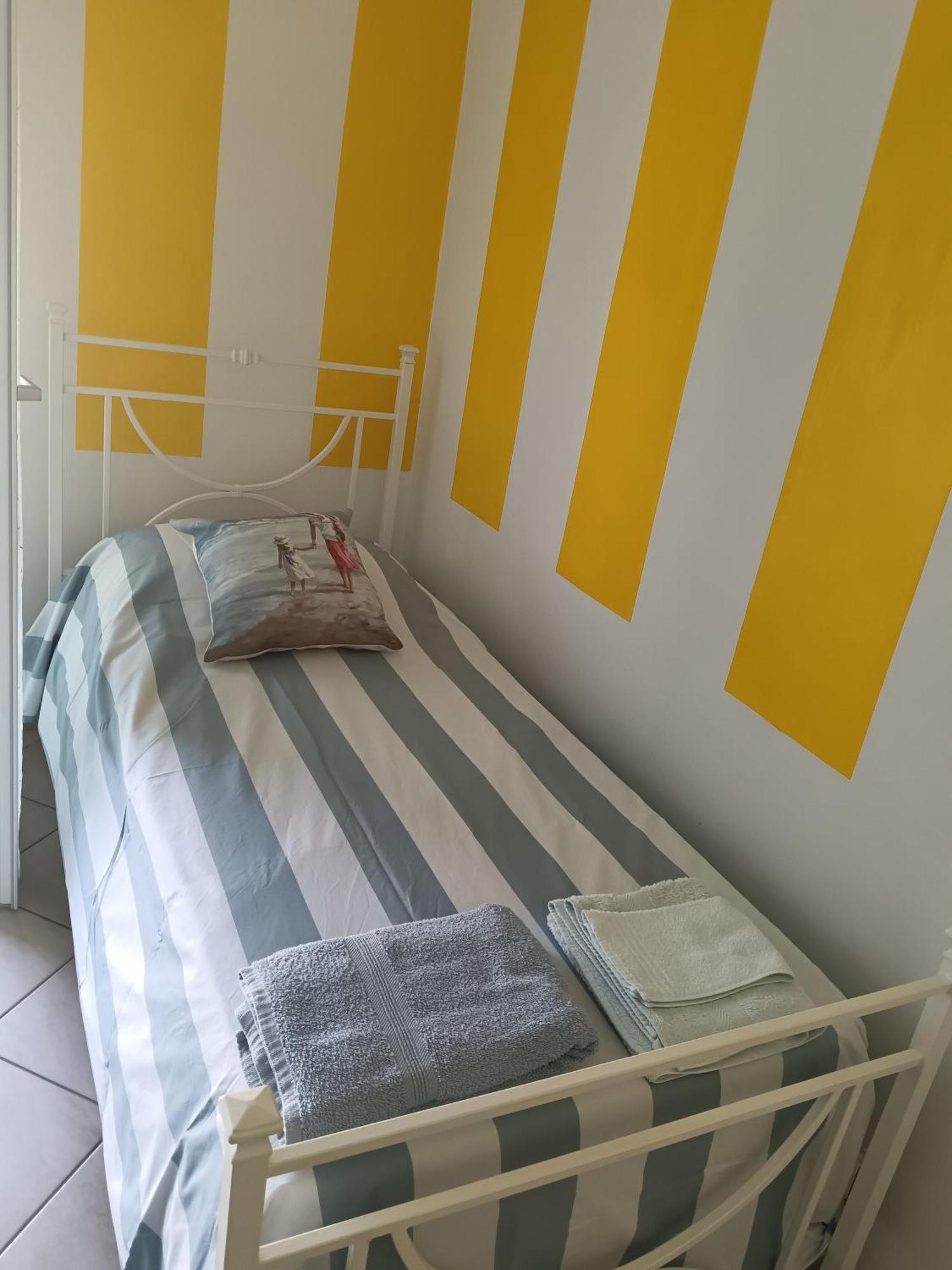 Ferienwohnung A Casa Di Berna E Tere Venturina Terme Exterior foto