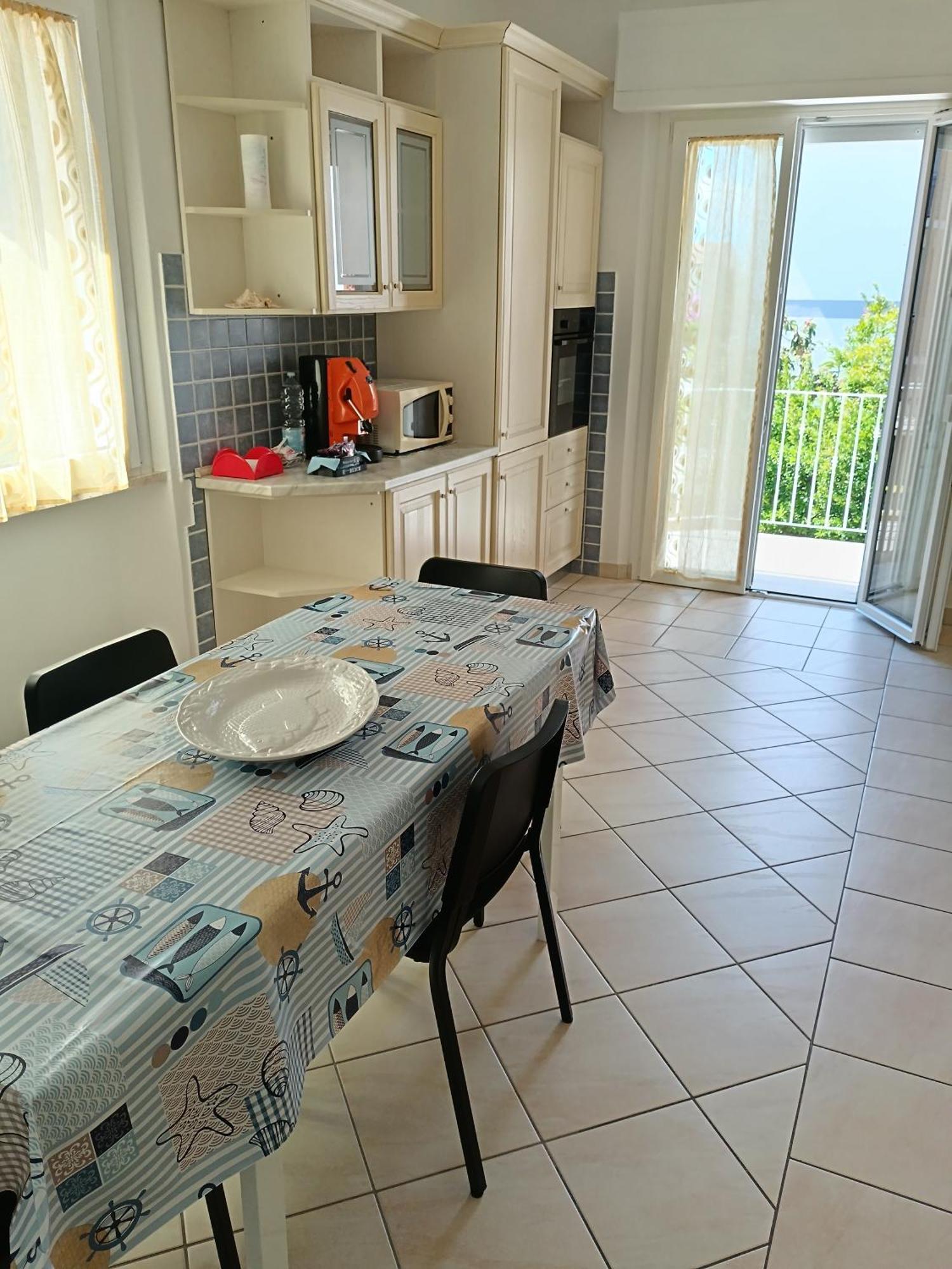 Ferienwohnung A Casa Di Berna E Tere Venturina Terme Exterior foto